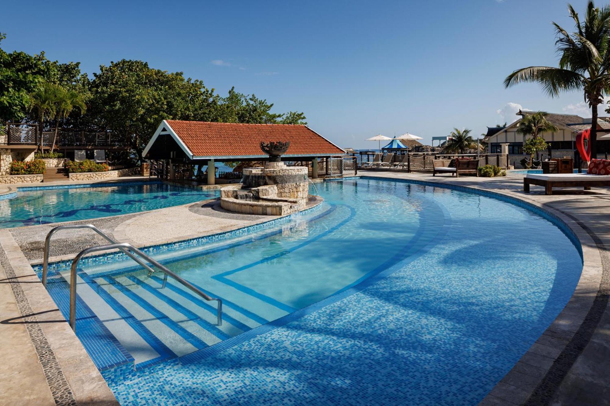Sandals Ochi Beach All Inclusive Resort - Couples Only (Adults Only) Ocho Rios Exteriör bild
