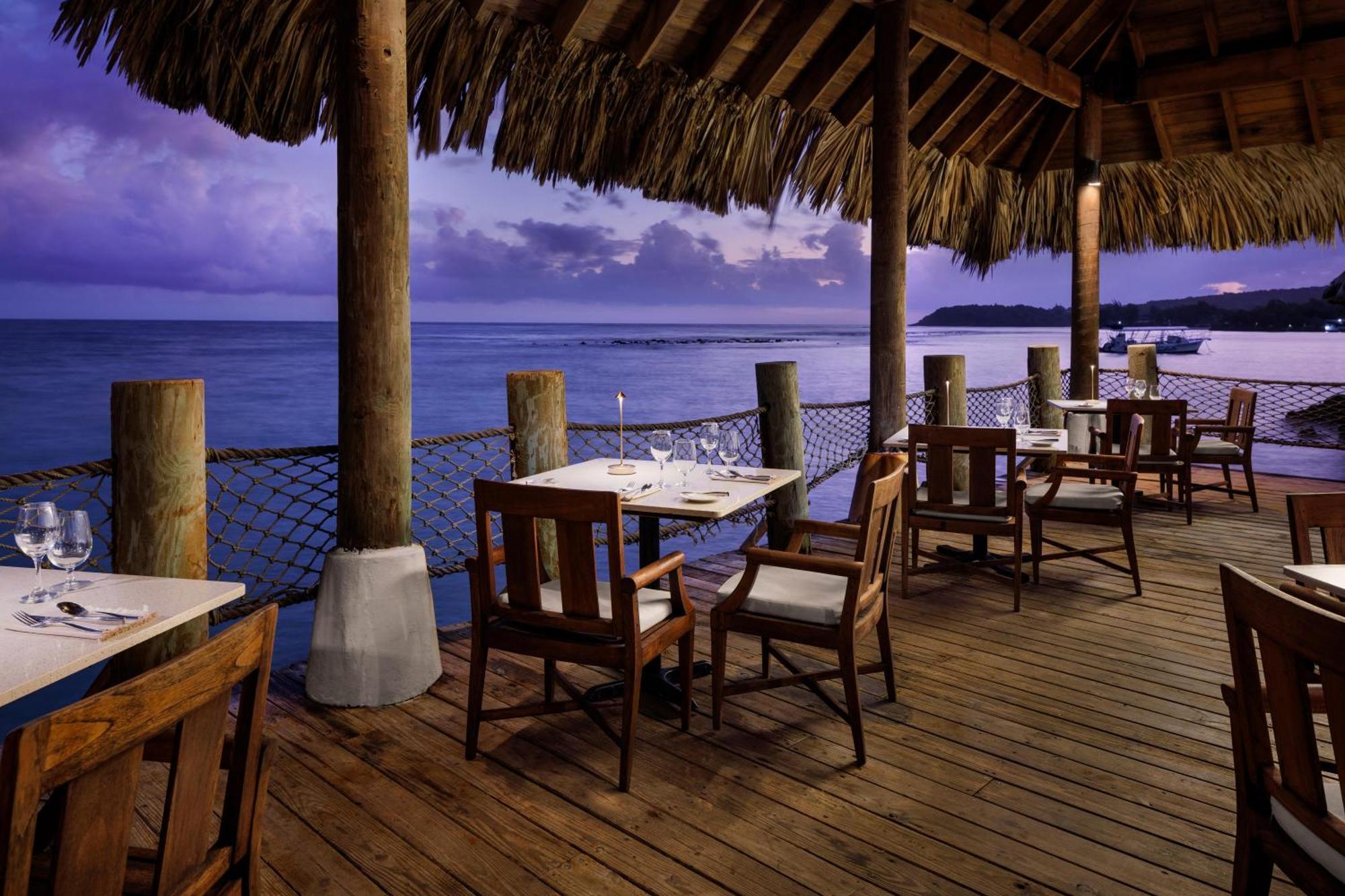 Sandals Ochi Beach All Inclusive Resort - Couples Only (Adults Only) Ocho Rios Exteriör bild