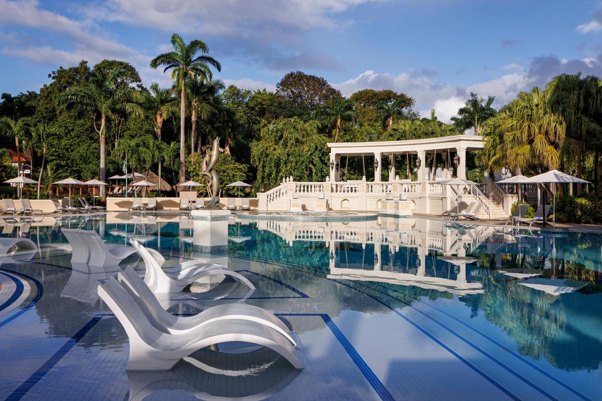 Sandals Ochi Beach All Inclusive Resort - Couples Only (Adults Only) Ocho Rios Exteriör bild