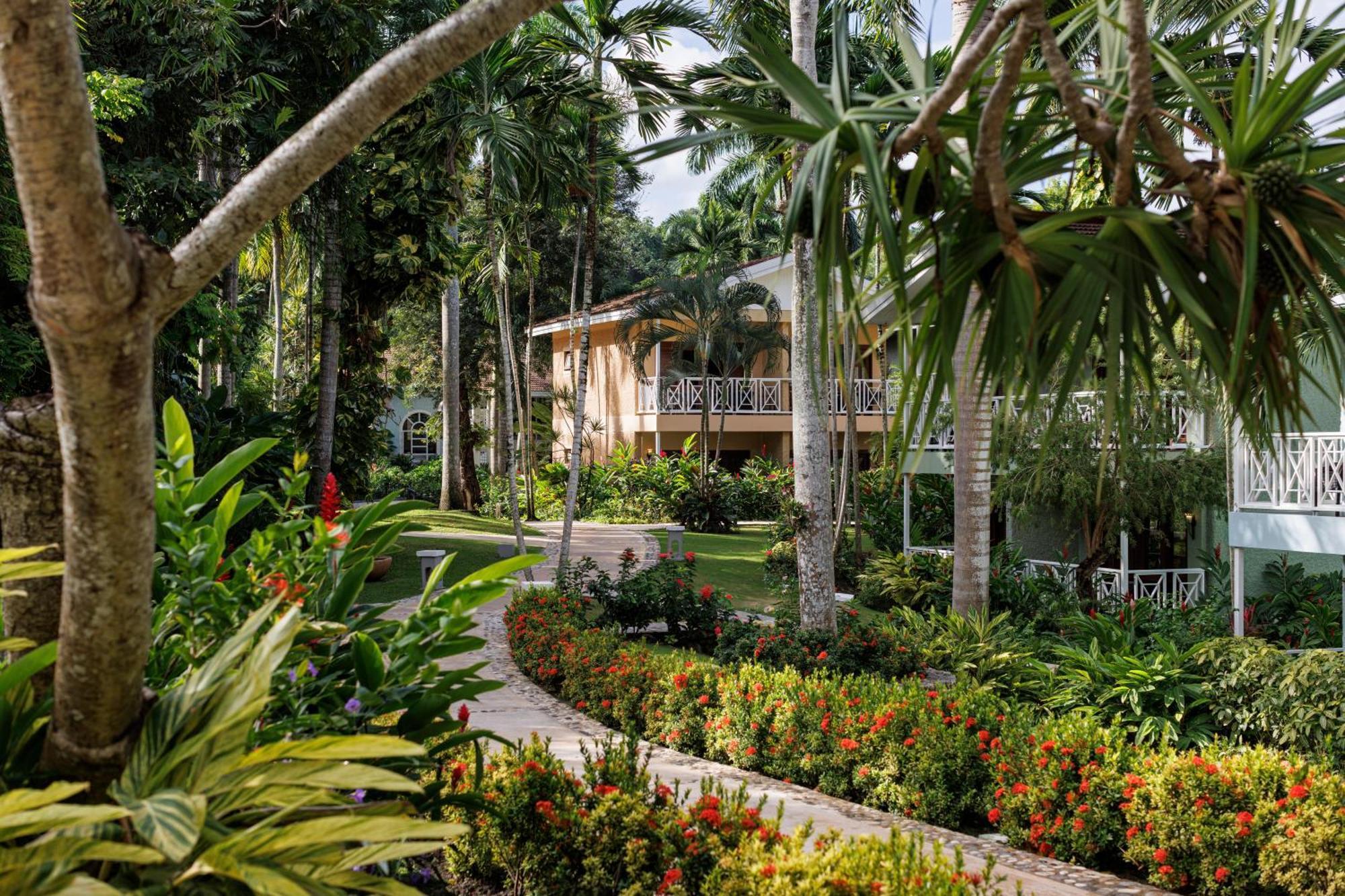 Sandals Ochi Beach All Inclusive Resort - Couples Only (Adults Only) Ocho Rios Exteriör bild